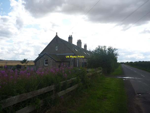 Photo 6"x4" Rural East Lothian : Roadside Cottages At Westfield, Near Haddington Haddington\/NT5173 c2014