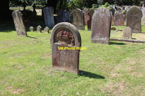 Photo 6"x4" St Margaret, Barming - Churchyard East Barming c2014