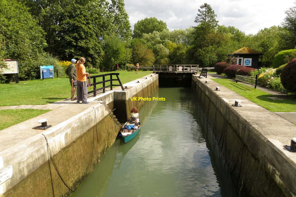 Photo 6"x4" Buscot Lock Lechlade on Thames c2014