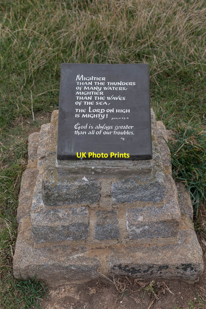 Photo 6"x4" Plaque on Clifftop At Beachy Head, Sussex Meads\/TV6097 c2014