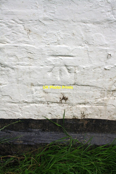 Photo 6"x4" Benchmark on The Bridge House Arborfield c2014