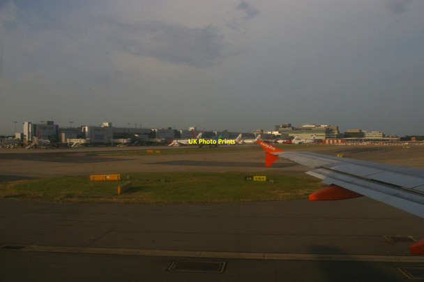 Photo 6"x4" South terminal, Gatwick Airport, from an aircraft taxiing for take-off Horley\/TQ2843 c2014