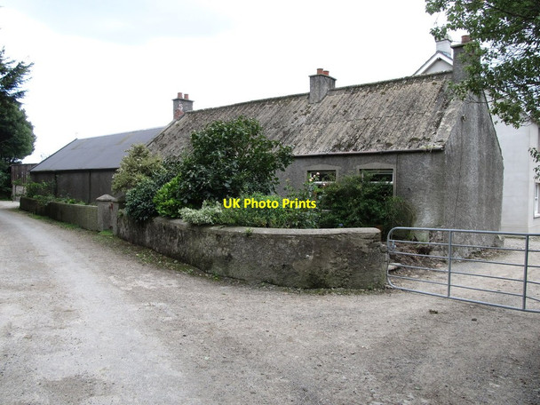 Photo 6"x4" Disused farm house at Ballysallagh Cross Roads Bishops Court\/J5642 c2014