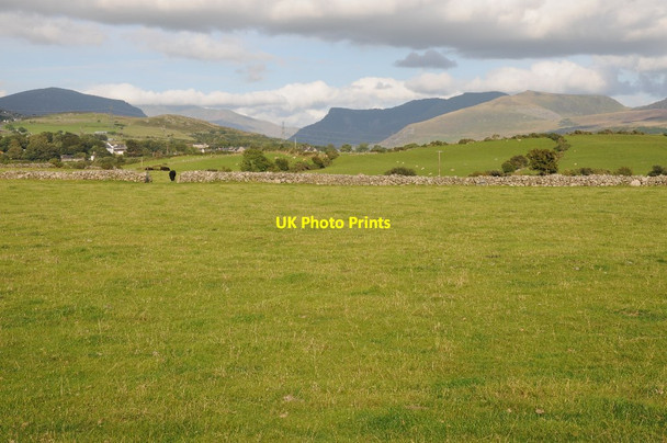 Photo 6"x4" View over Penygroes to Snowdonia Penygroes\/SH4653 c2014