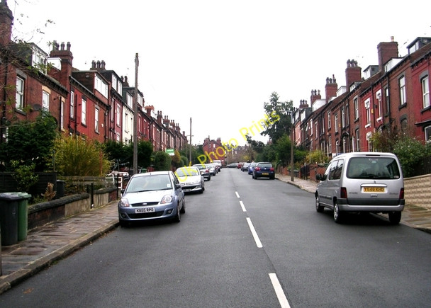 Photo 6"x4" Martin Terrace - Kirkstall Road Burley\/SE2734 c2008