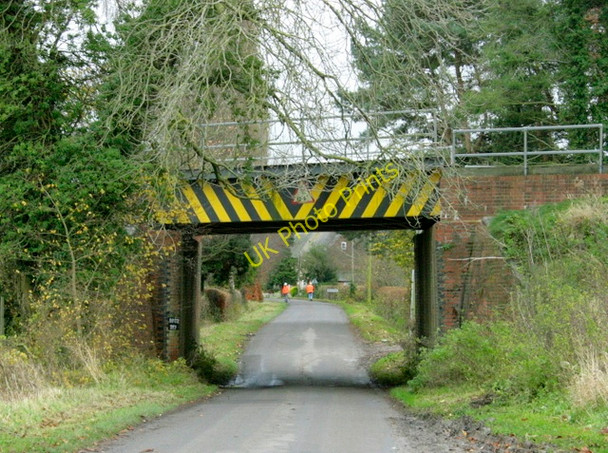 Photo 6"x4" 2008 : Railway bridge over Lower Road Marston\/ST9656 c2008