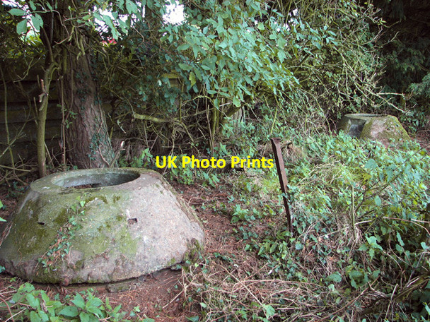 Photo 6"x4" WW2 defences Docking c2014