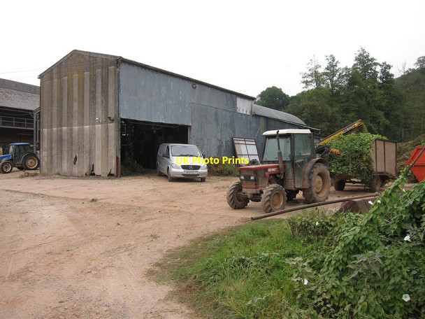 Photo 6"x4" Hop processing at Ankerdine Farm Ankerdine Hill c2014