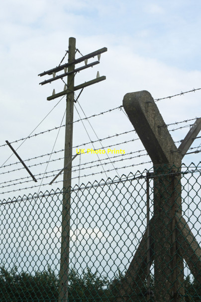 Photo 6"x4" Rugby Radio Station - perimeter fence Dunsmore\/SP5476 c2014