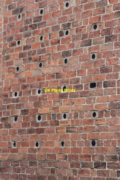 Photo 6"x4" Barn wall detail Stockton on Teme c2014