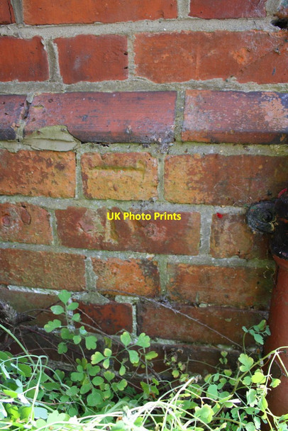 Photo 6"x4" Benchmark on #15 Green Road Whiteknights c2014