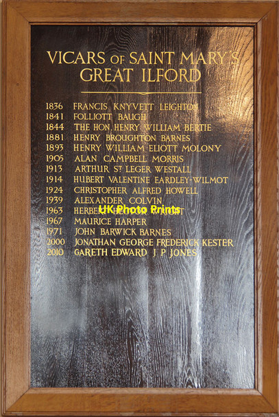 Photo 6"x4" St Mary, High Street, Great Ilford - Vicars board Ilford\/TQ4486 c2014