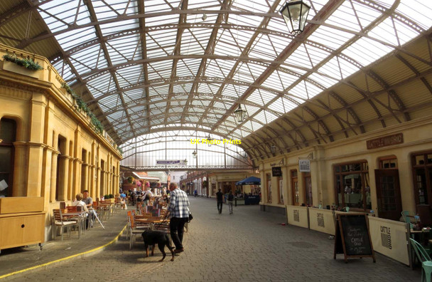 Photo 6"x4" Windsor Royal Shopping Windsor\/SU9676 c2014