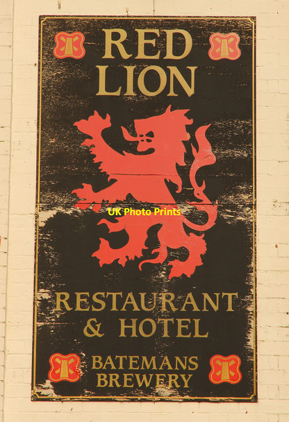 Photo 6"x4" The sign of The Red Lion Withern c2014