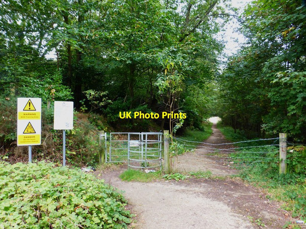 Photo 6"x4" Entering Sunny Hill Road from the east Aldershot c2014
