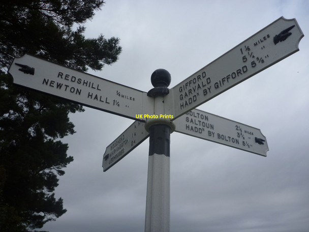 Photo 6"x4" ELCC Fingerposts : Redshill Crossroads (detail) Gifford c2014