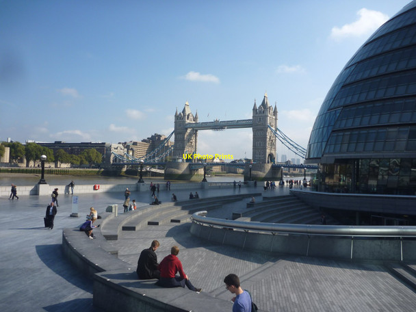 Photo 6"x4" London Cityscape : Public Space London c2014
