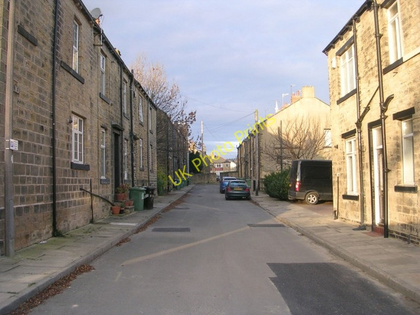 Photo 6"x4" Irwin Street - New Street Pudsey\/SE2233 c2008