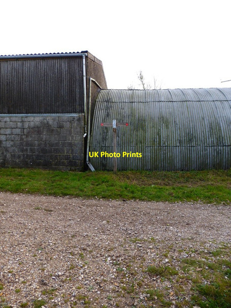 Photo 6"x4" Signpost on the South Downs Way at path junction Weston\/SU7221 c2014
