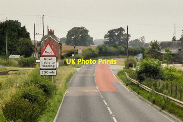 Photo 6"x4" A339 near Pitt Hall Farm Ibworth c2014