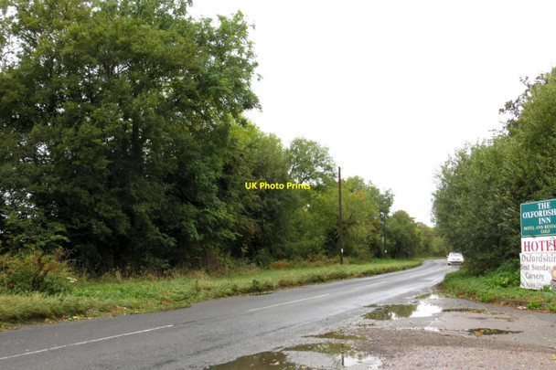 Photo 6"x4" Islip Road to Bletchingdon Heathfield Village c2014