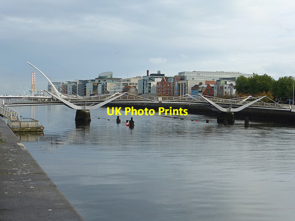 Photo 6"x4" Sean O'Casey footbridge Dublin\/O1534 c2014