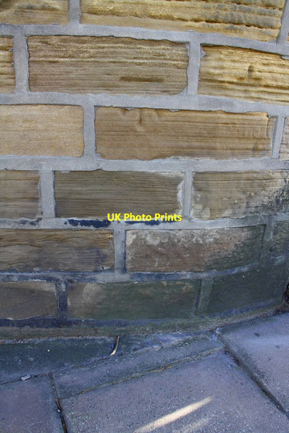Photo 6"x4" Benchmark on #1 Fern Place Shipley\/SE1437 c2014
