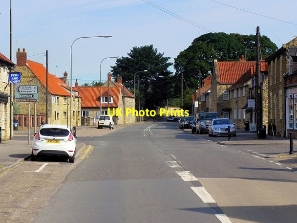 Photo 6"x4" Navenby High Street Navenby c2014
