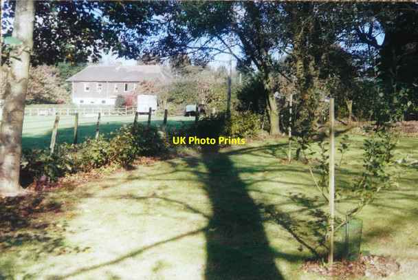 Photo 6"x4" Boundary fence between Winterdown Farm and Cottage Ridge Row c2006