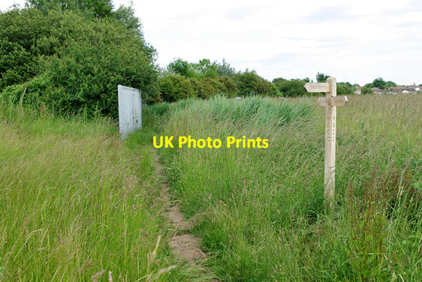 Photo 6"x4" Footpath junction near Ferring East Kingston c2010