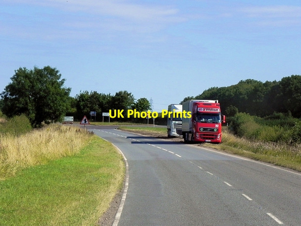 Photo 6"x4" HGVs Parked on High Dike (B6403) Easton\/SK9226 c2014