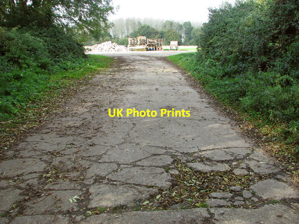 Photo 6"x4" Concreted road through Metfield Common North Green\/TM3076 c2014