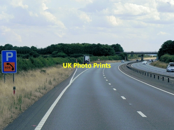 Photo 6"x4" Layby on the A1 near Newark Hollie c2014