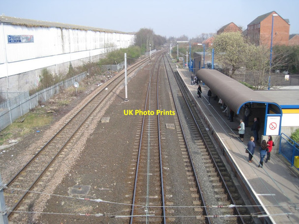 Photo 6"x4" Hebburn Metro station, Tyne & Wear Hebburn c2012 P1