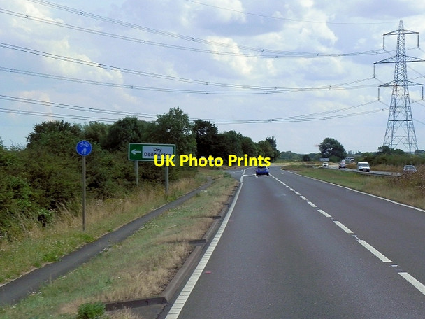 Photo 6"x4" Power Lines Crossing the A1 near Dry Doddington Askerton Hill c2014