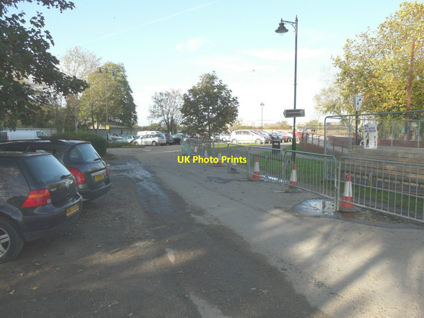 Photo 6"x4" Gazen Salts carpark Sandwich c2014