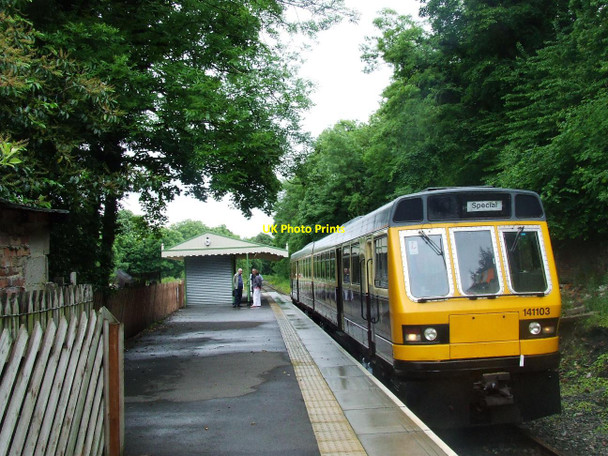 Photo 6"x4" Wolsingham station Upper Town\/NZ0737 c2008