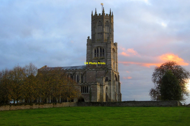 Photo 6"x4" Pasture in front of St mary and All Saints' church Fotheringhay c2014
