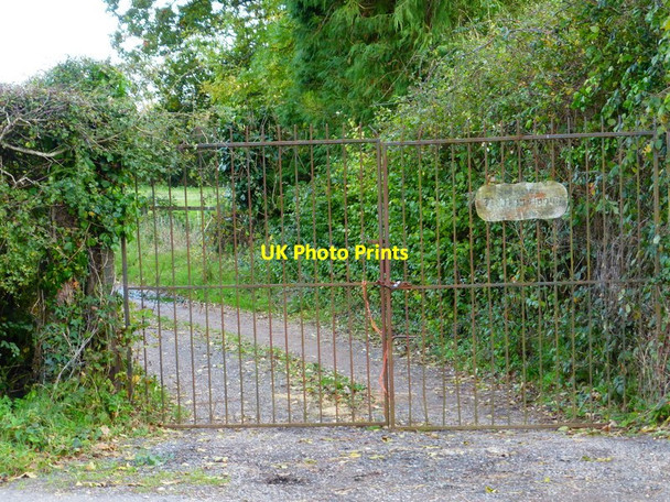 Photo 6"x4" Old locked gate on Furzeley Road Furzeley Corner c2014