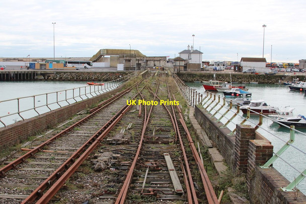 Photo 6"x4" Disused railway to Folkestone Harbour railway station Folkestone c2014