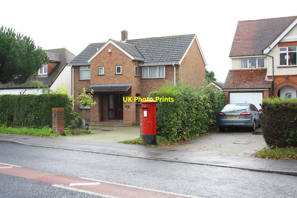 Photo 6"x4" Postbox outside #89 Reading Road Woodley\/SU7572 c2014