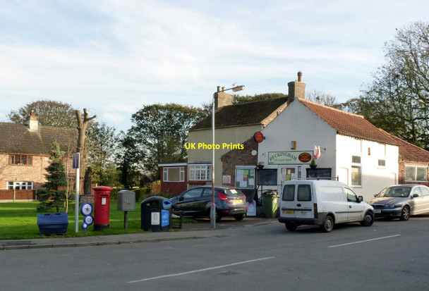 Photo 6"x4" Beckingham village shop and Post Office Saundby c2014