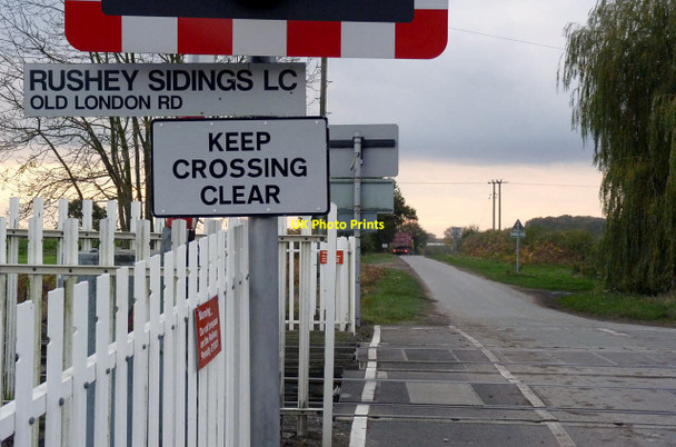 Photo 6"x4" Old London Road at Rushey Sidings Babworth c2014