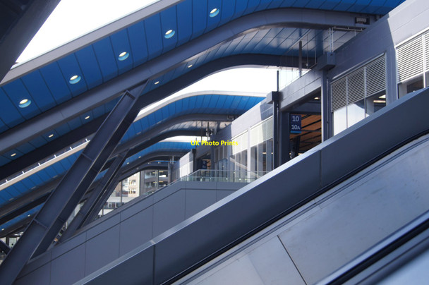 Photo 6"x4" Access to Reading station platforms Reading c2014