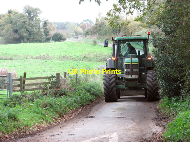 Photo 6"x4" Farm traffic in Watermeadows Lane Thurlton Links c2014