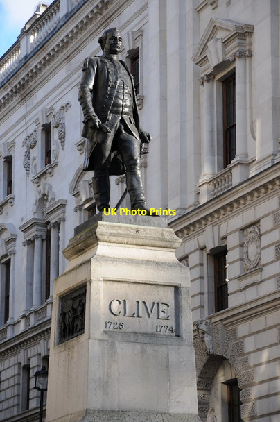 Photo 6"x4" Statue of Clive Westminster c2014