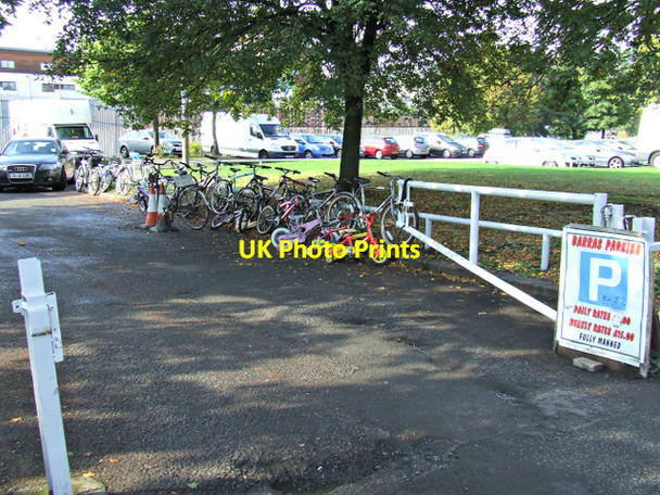 Photo 6"x4" Barras Parking Glasgow c2014