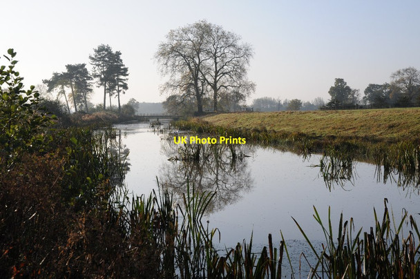 Photo 6"x4" Croome River Dunstall Common c2014