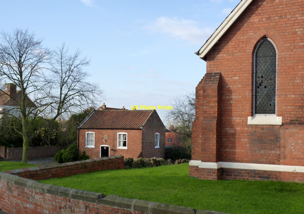 Photo 6"x4" The two Methodist chapels, Gringley Gringley on the Hill c2014