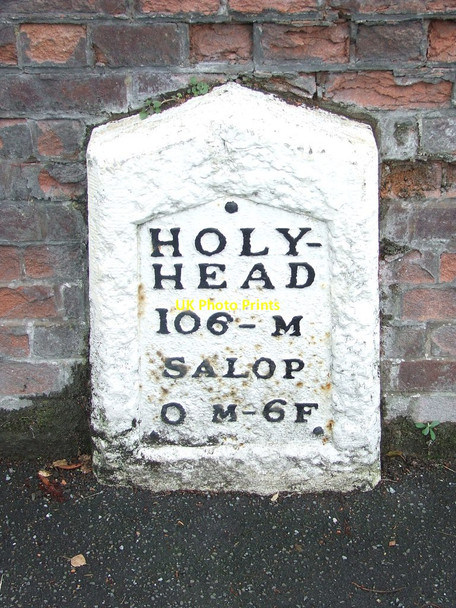 Photo 6"x4" Old Milestone Shrewsbury c2014